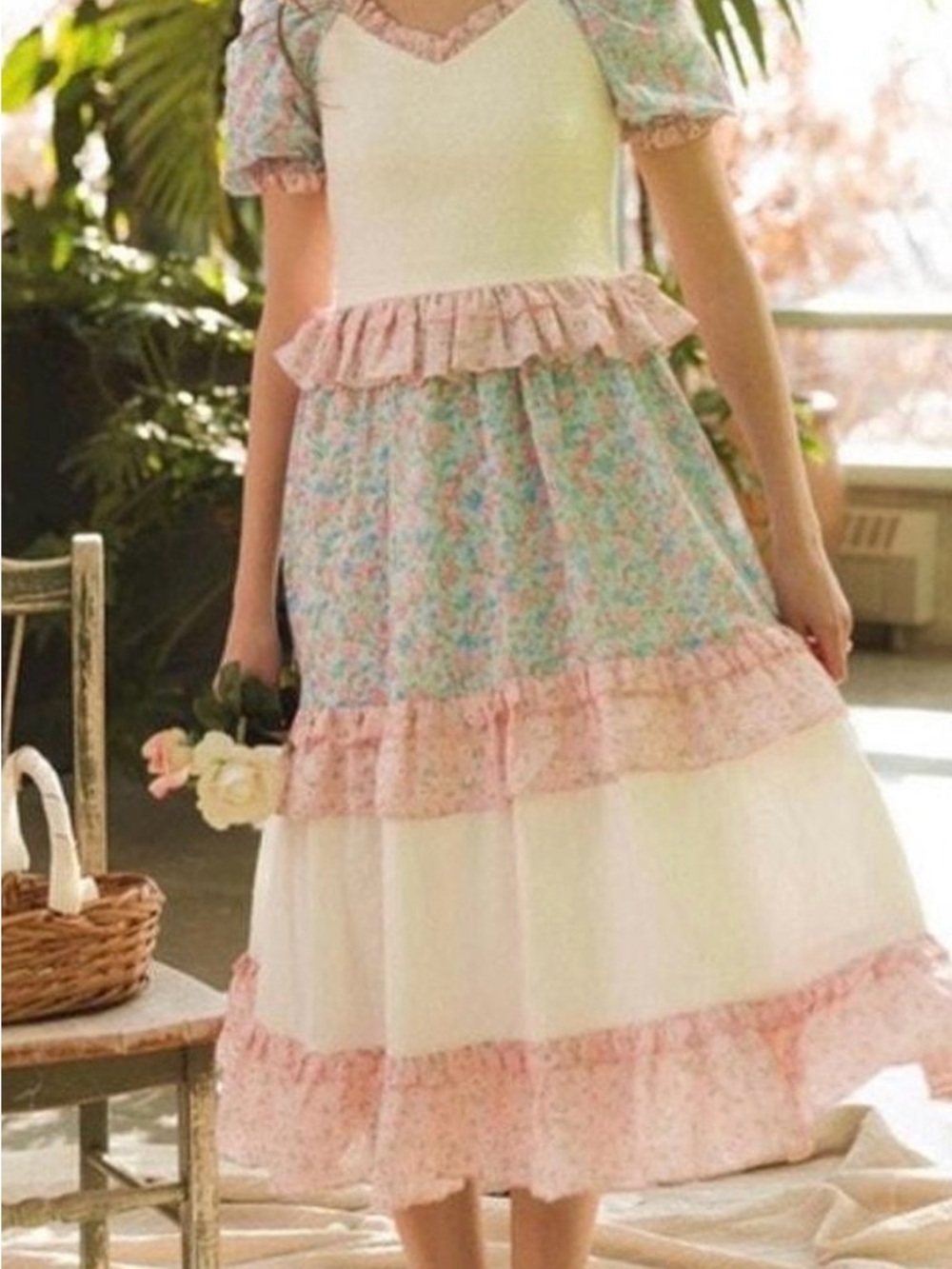 Ivy City Co White and Pastel Floral Puff-Sleeve Dress